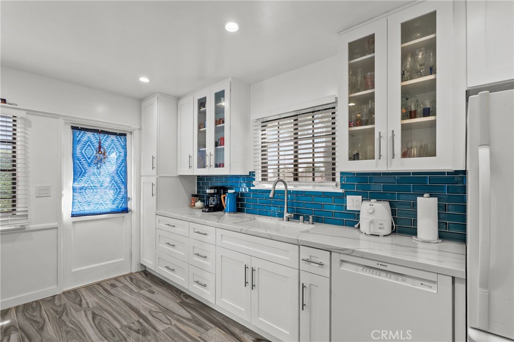 MLS #SR25257317 image #8