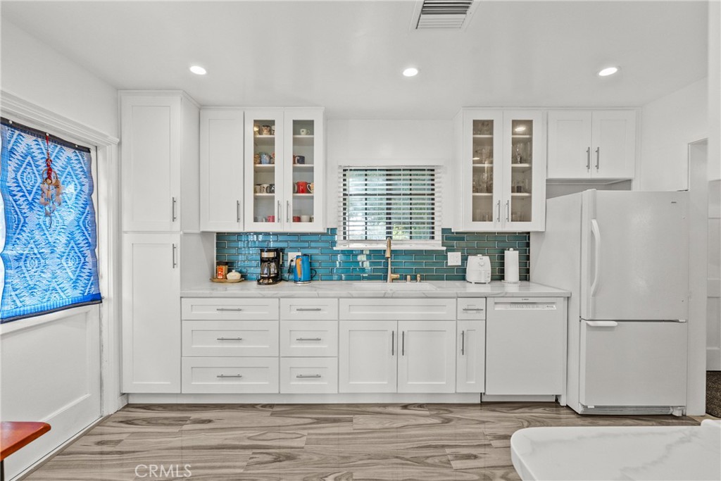 MLS #SR25257317 image #9