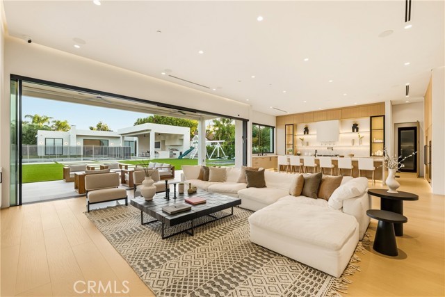 MLS #SR25257376 image #13