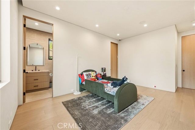 MLS #SR25257376 image #38