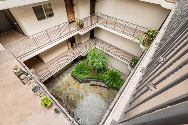 MLS #SR25257608 image #10