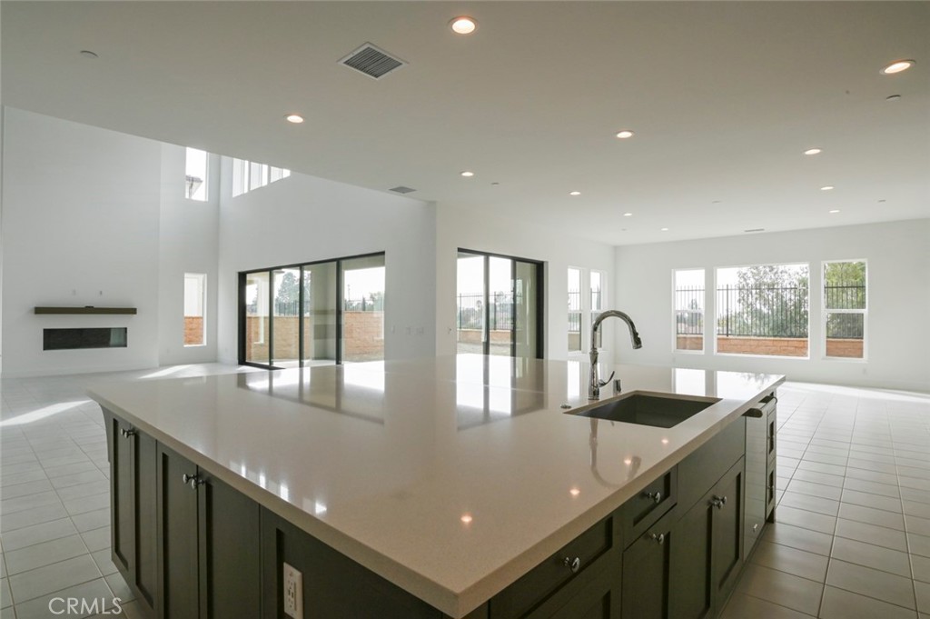 MLS #SR25257675 image #11