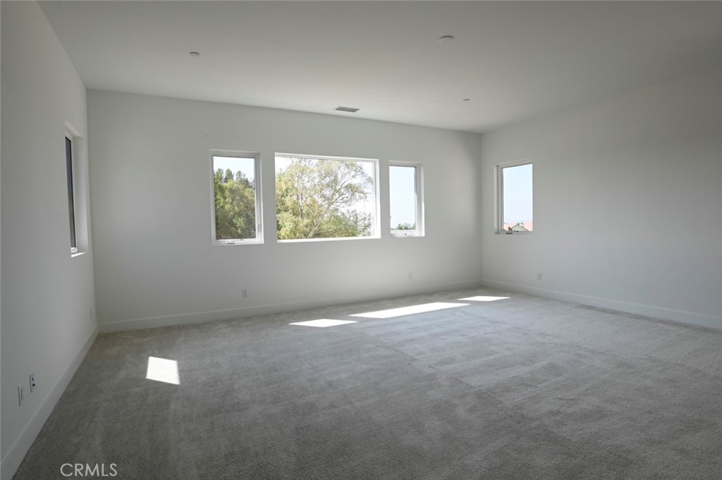 MLS #SR25257675 image #16