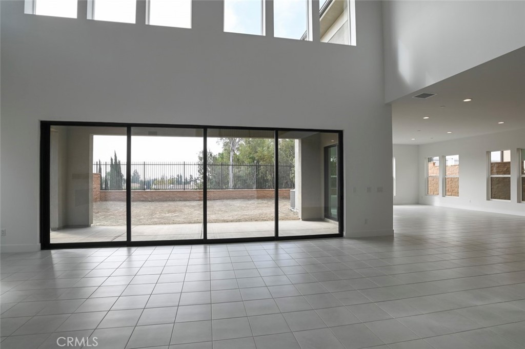 MLS #SR25257675 image #8