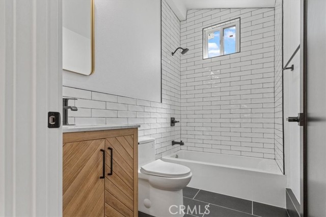 MLS #SR25257781 image #9