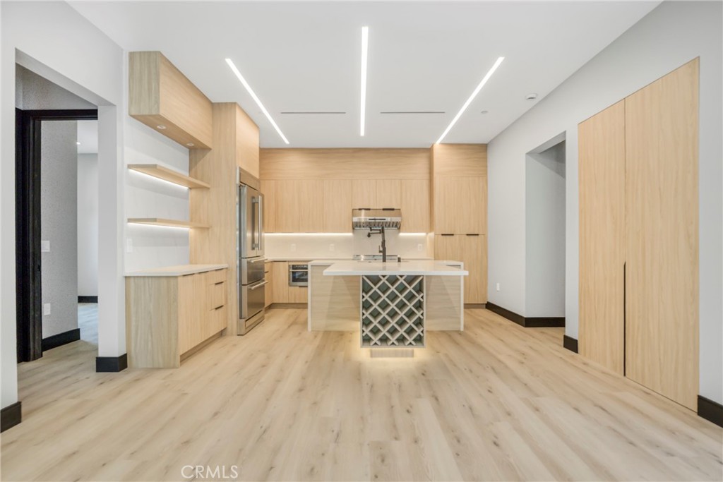 MLS #SR25257835 image #1