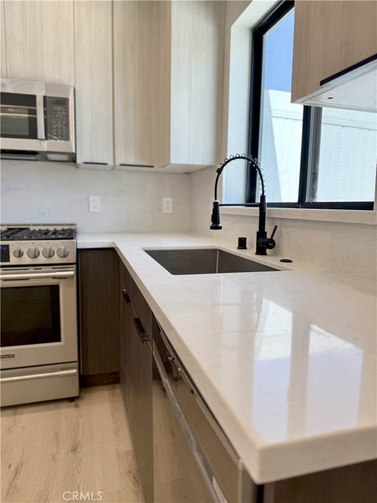 MLS #SR25257877 image #10