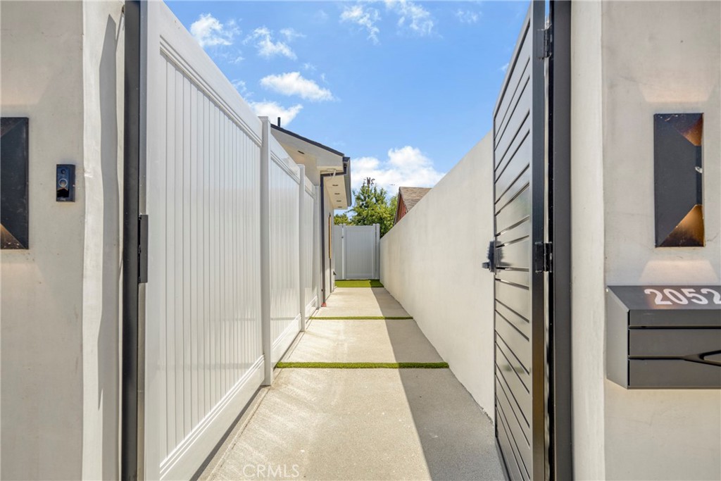 MLS #SR25257877 image #2