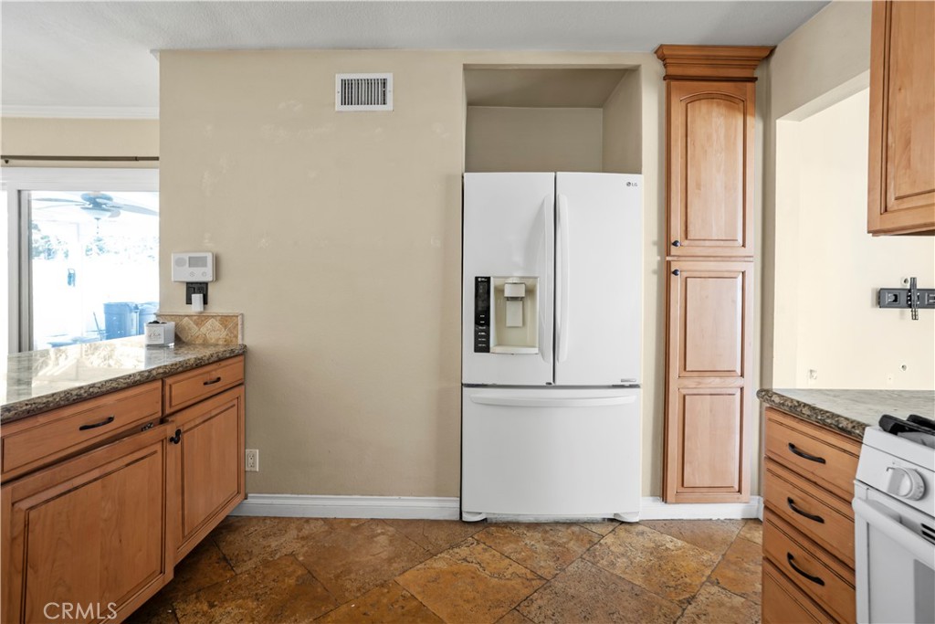 MLS #SR25257996 image #13