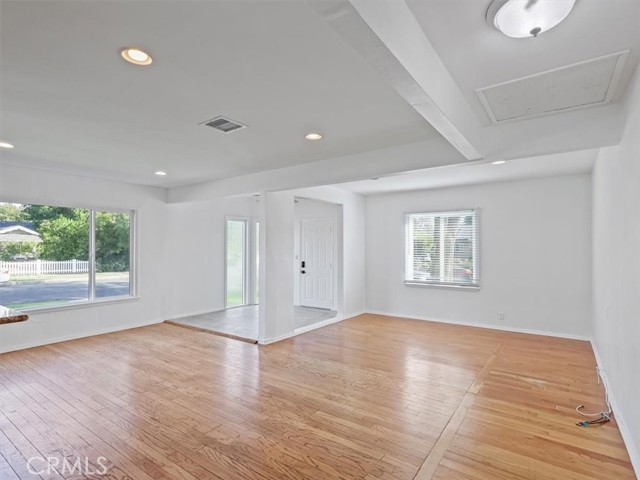 MLS #SR25258008 image #7