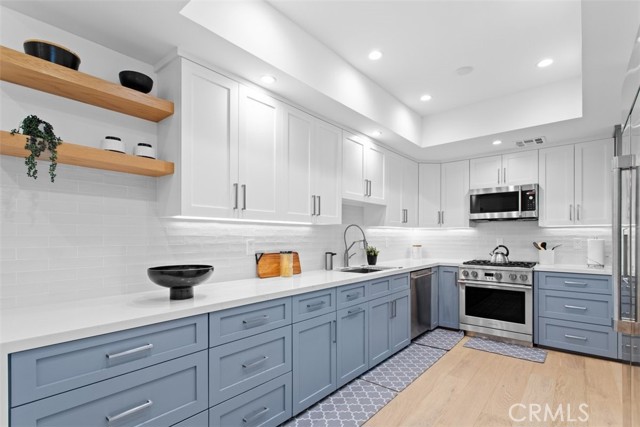 MLS #SR25258010 image #3