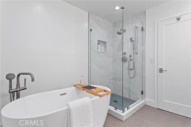 MLS #SR25258010 image #8