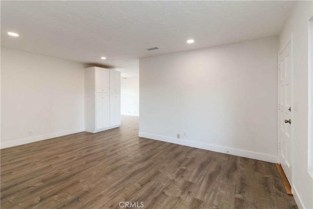 MLS #SR25258039 image #9