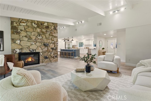 MLS #SR25258055 image #8