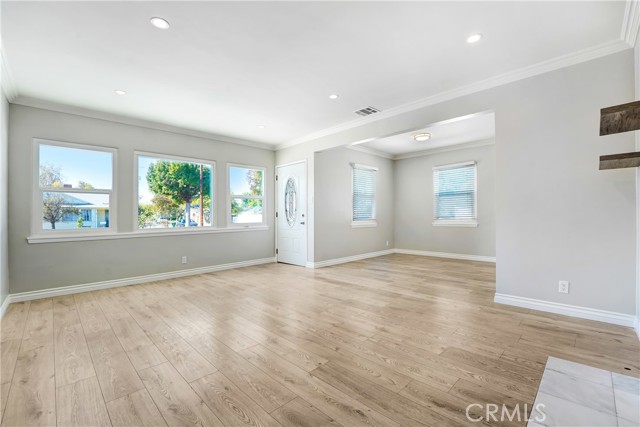 MLS #SR25258065 image #4