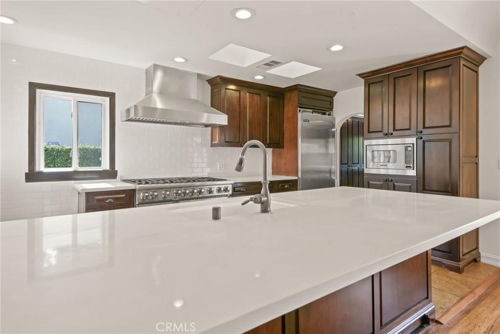 MLS #SR25258067 image #11