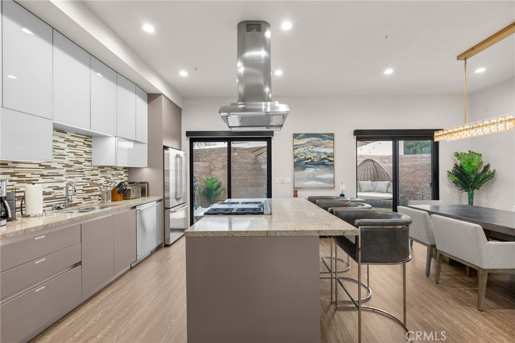 MLS #SR25258123 image #10