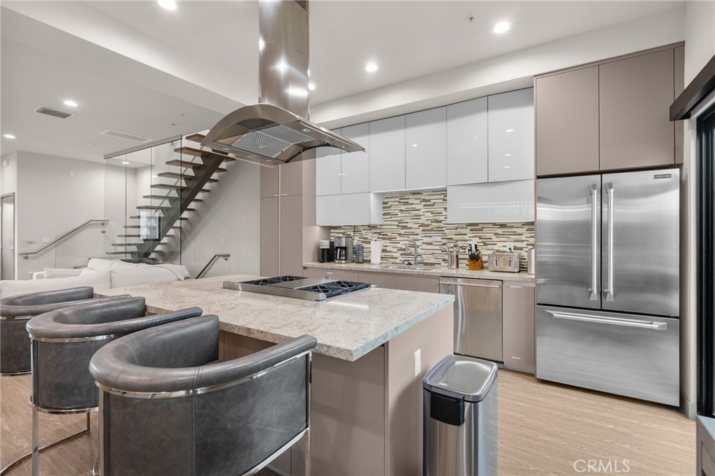 MLS #SR25258123 image #16