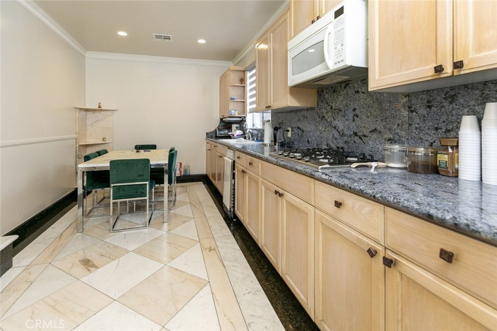 MLS #SR25258156 image #11