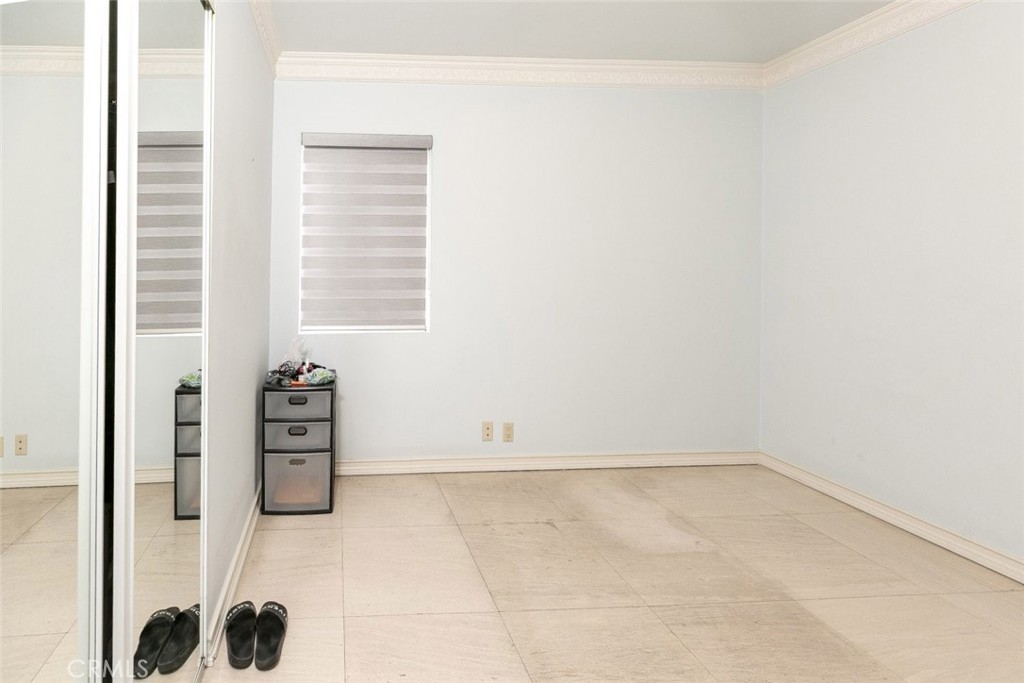 MLS #SR25258156 image #5