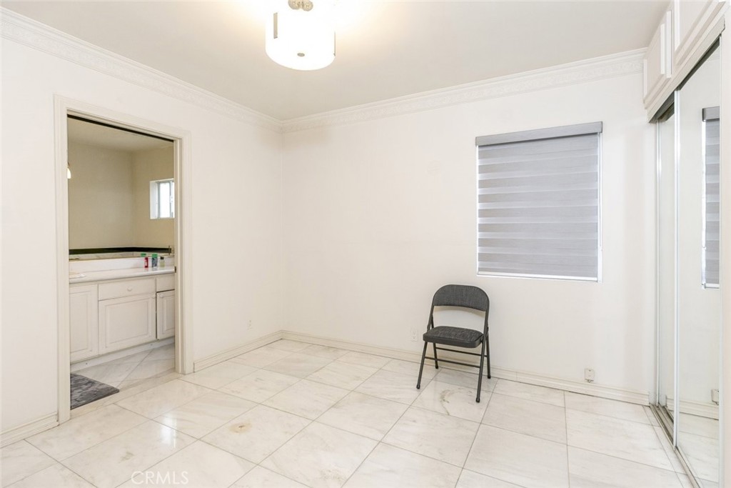 MLS #SR25258156 image #6