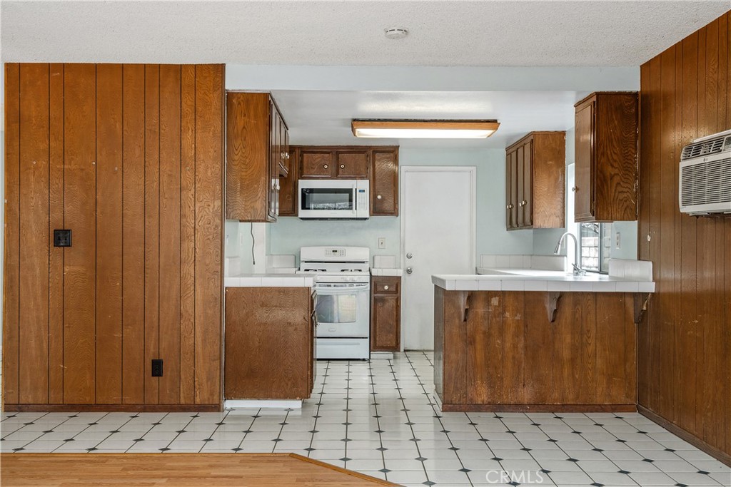 MLS #SR25258211 image #11