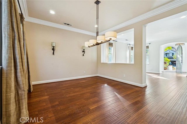 MLS #SR25258225 image #8