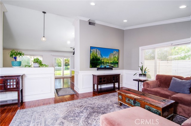 MLS #SR25258298 image #6