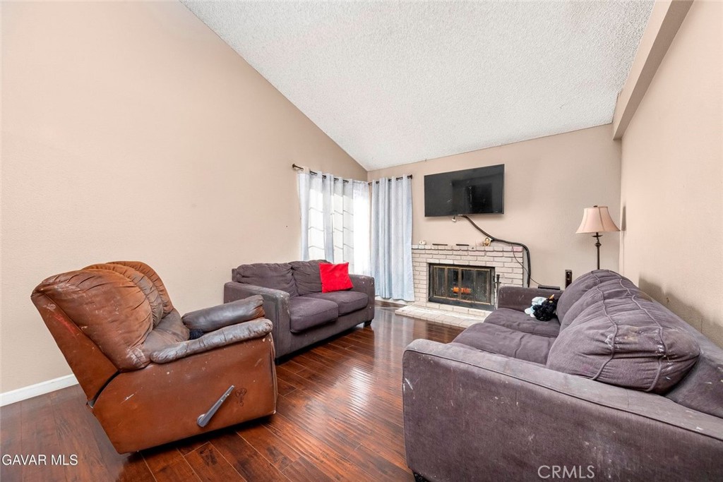 MLS #SR25258312 image #1