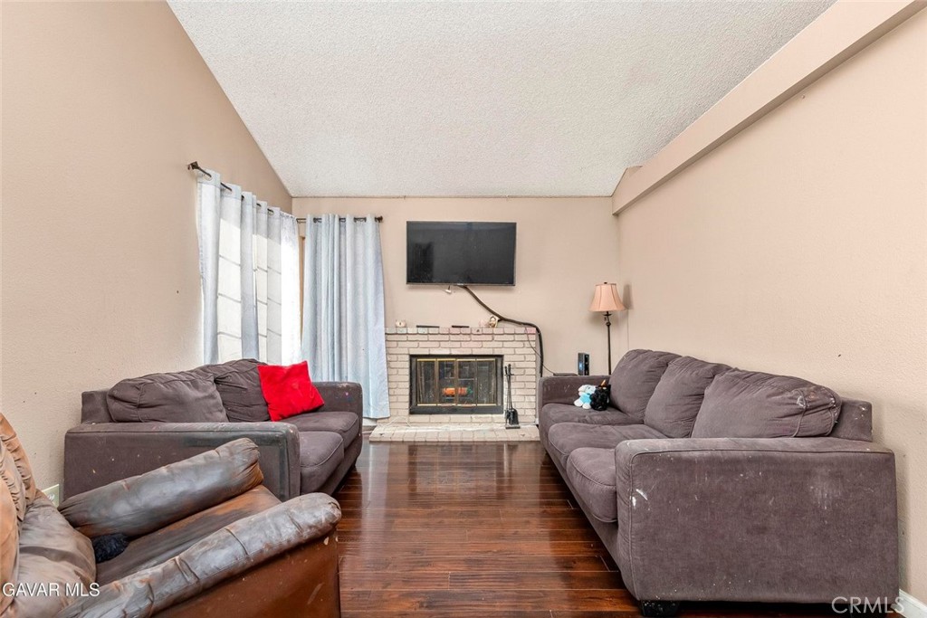 MLS #SR25258312 image #2