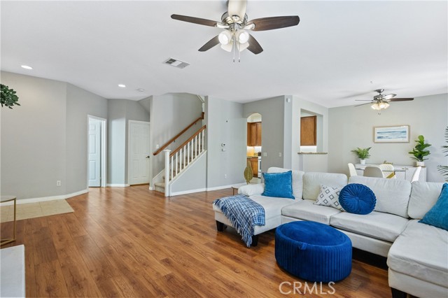 MLS #SR25258346 image #8