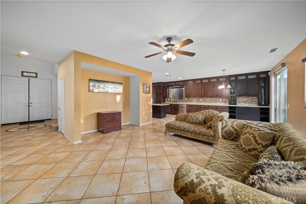 MLS #SR25258453 image #14