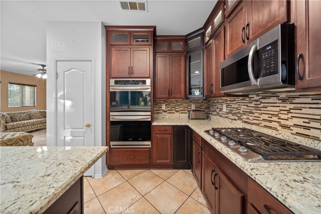 MLS #SR25258453 image #8