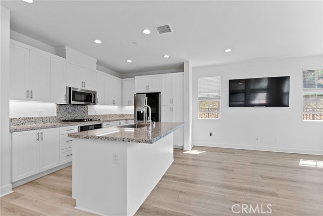 MLS #SR25258481 image #11