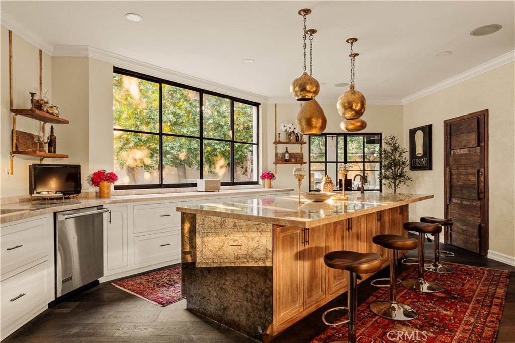 MLS #SR25258574 image #10