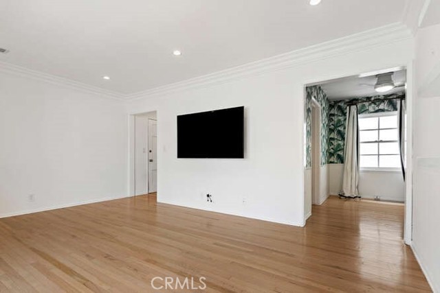 MLS #SR25258579 image #4