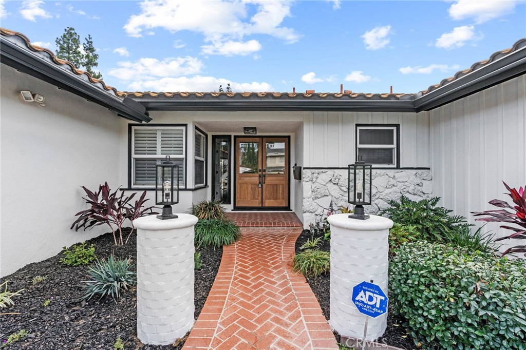 MLS #SR25258592 image #1