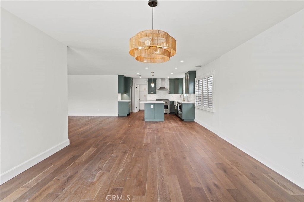 MLS #SR25258592 image #12