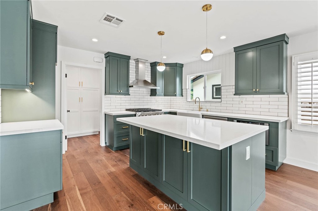 MLS #SR25258592 image #14