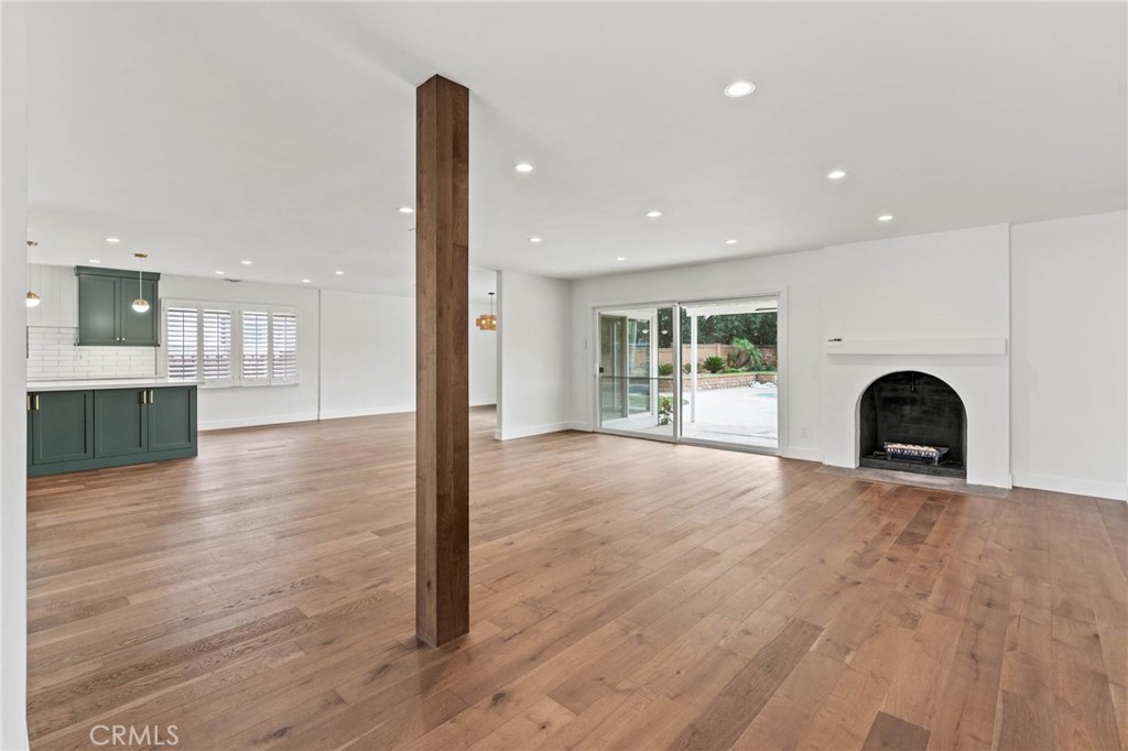 MLS #SR25258592 image #7