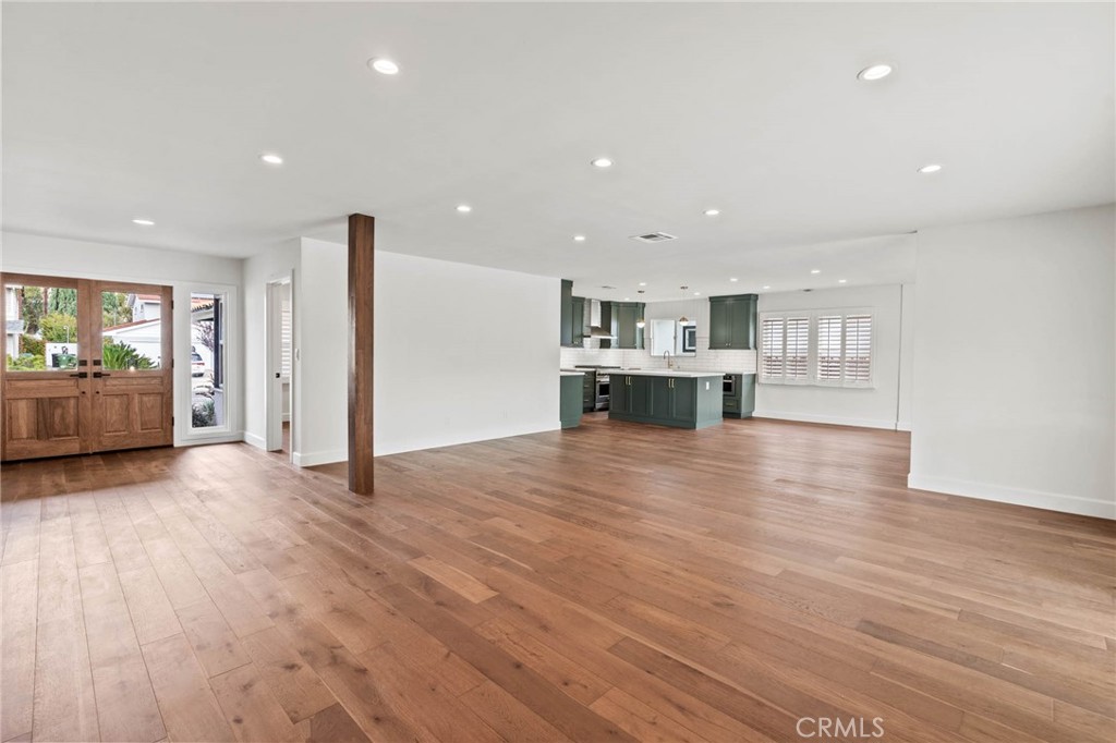 MLS #SR25258592 image #9