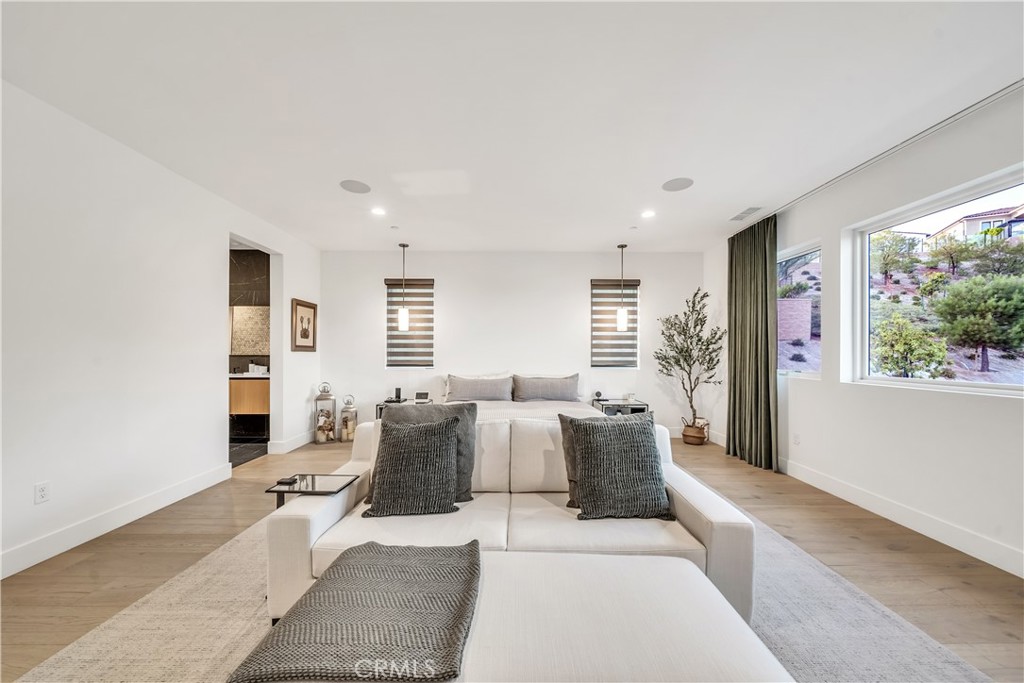 MLS #SR25258601 image #18