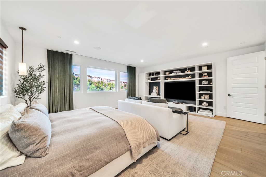 MLS #SR25258601 image #21