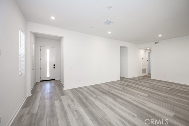 MLS #SR25258660 image #6