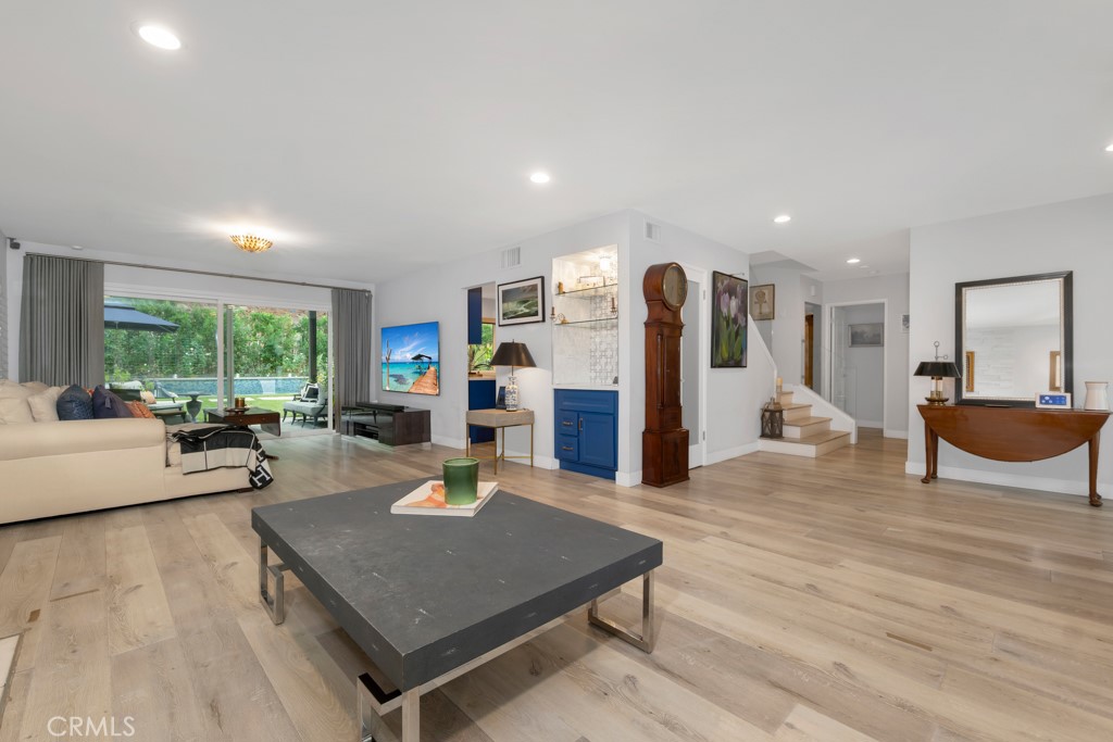 MLS #SR25258669 image #9