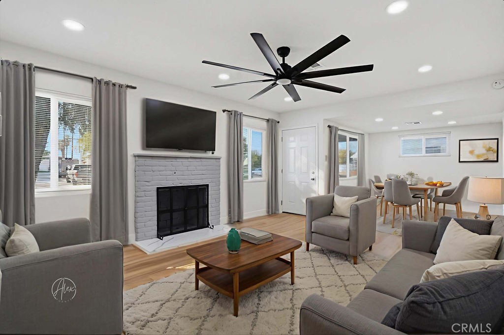 MLS #SR25258807 image #4