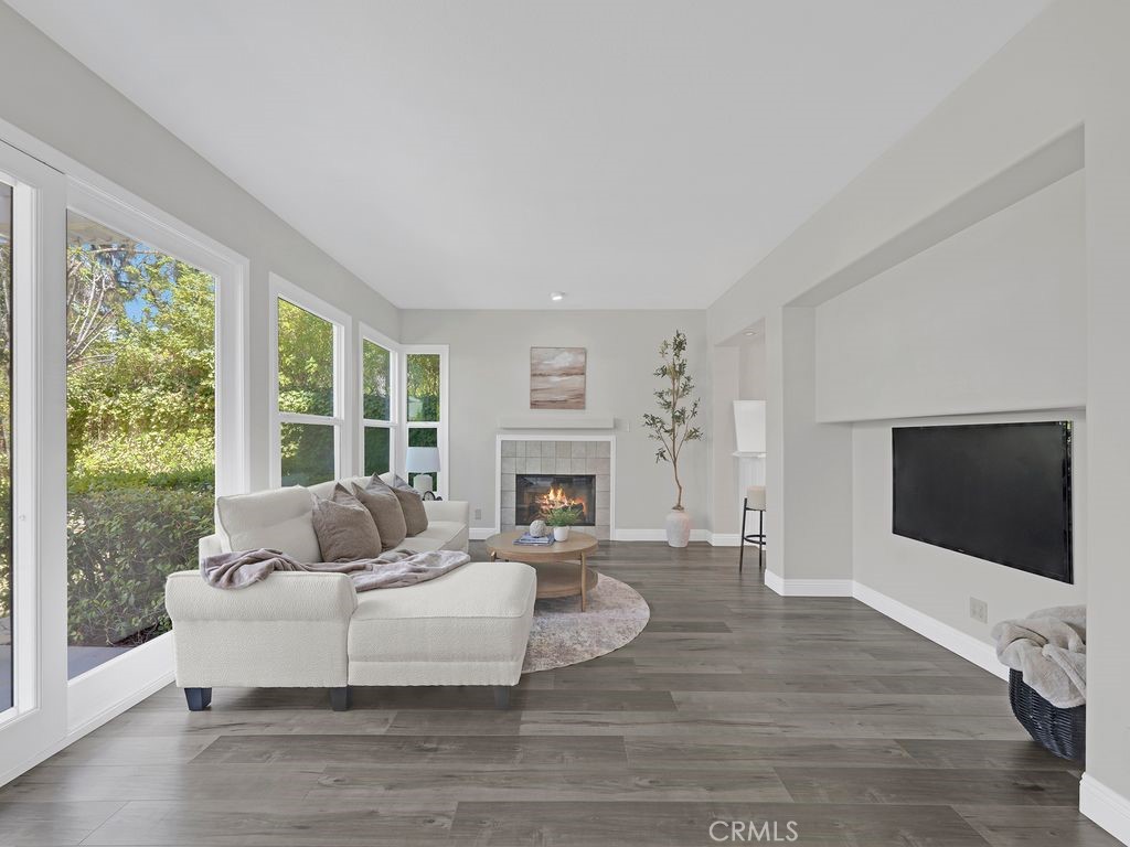 MLS #SR25258966 image #9