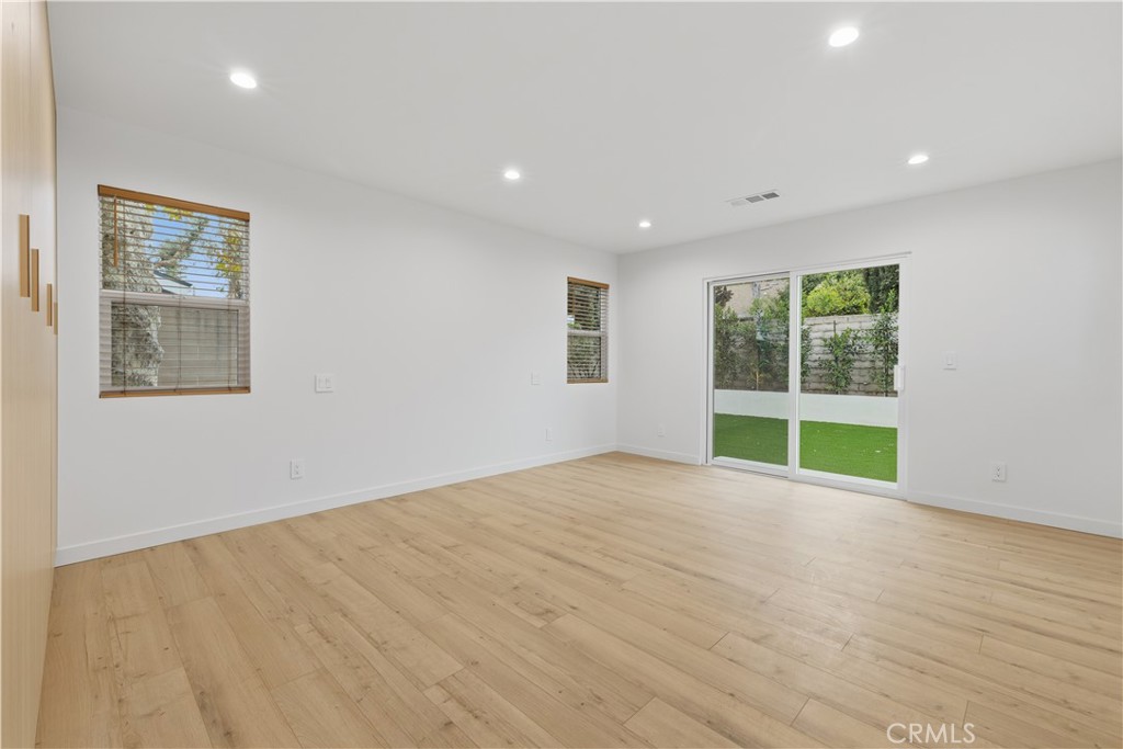 MLS #SR25259151 image #10