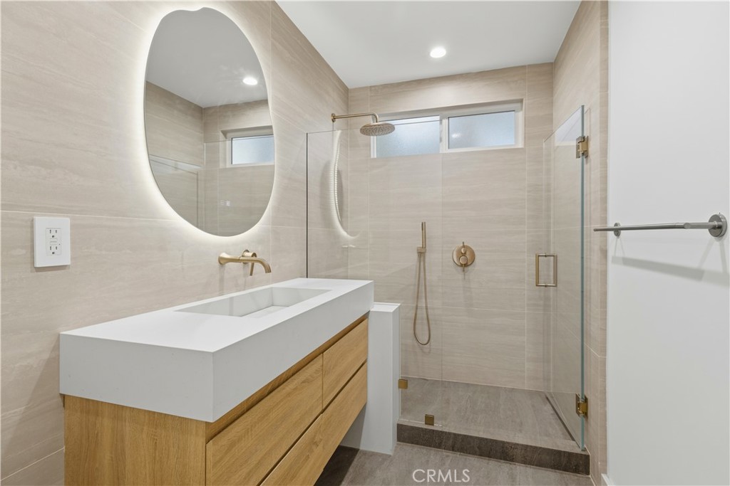 MLS #SR25259151 image #12