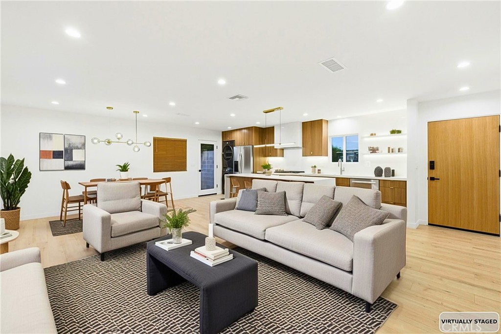 MLS #SR25259151 image #2